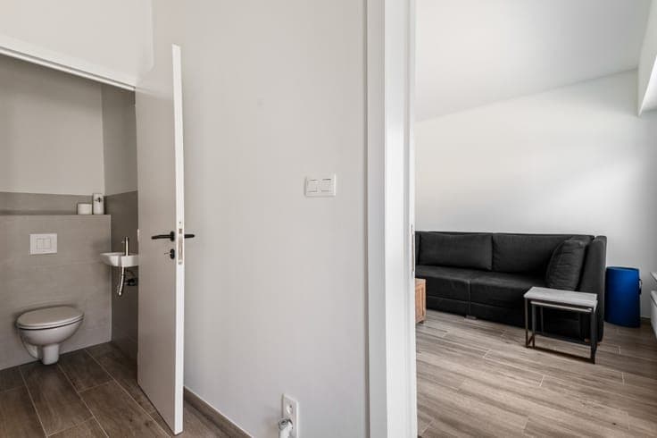 Gerenoveerde gezinswoning met 3 à 4 slpk., veranda en tuin