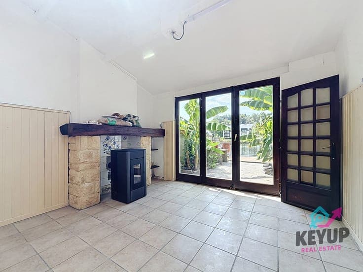 3-bedroom house with terrace and views of the Meuse River