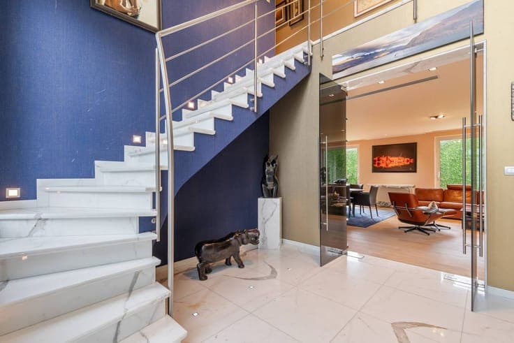 Exclusive villa with pool on a prime location in Wemmel