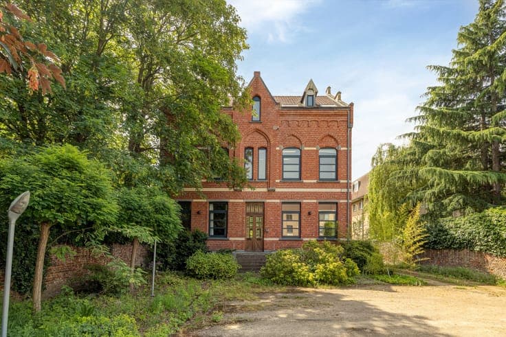 Eclectic Mansion