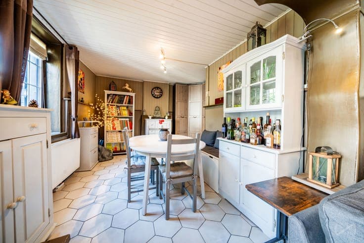 Lovely 2 bedroom house in a pedestrian street in Ophain