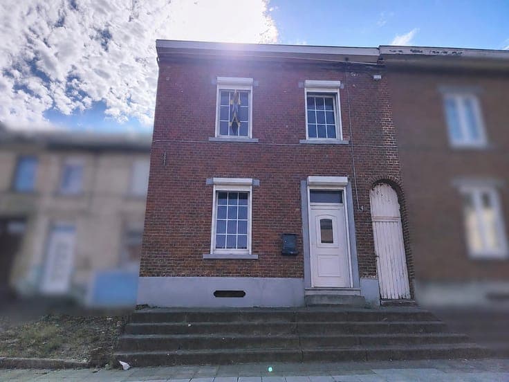 House in Courcelles