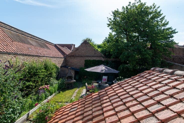 Townhouse with a sunny garden in the historic centre of N...