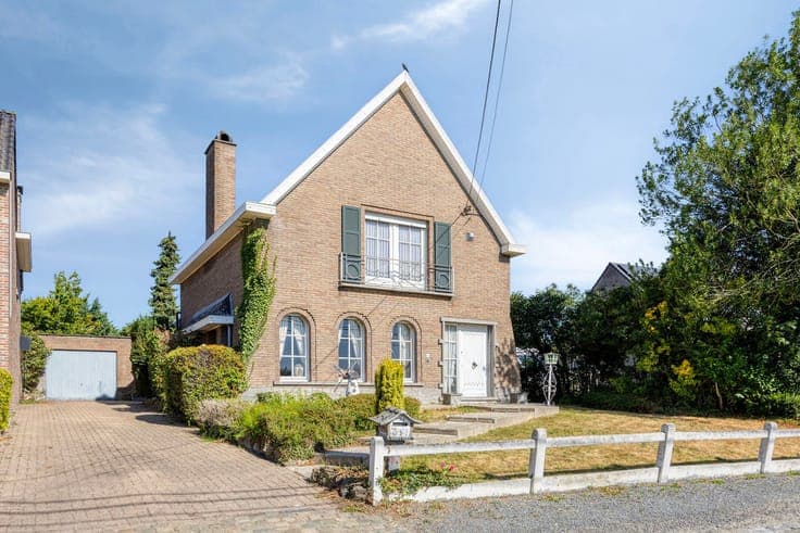 House in Lede