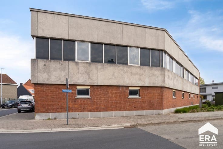Investment Opportunity with Sale & Lease Back in Oostkamp
