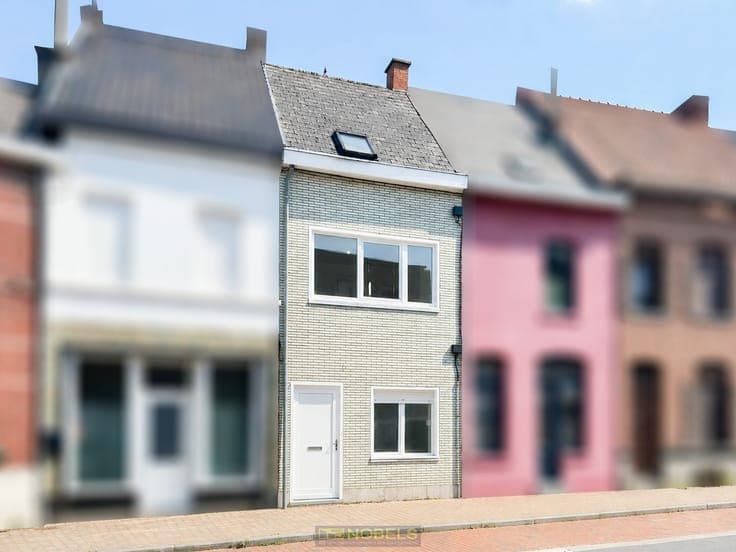 Te koop, instapklare rijwoning / opbrengsteigendom te Ronse