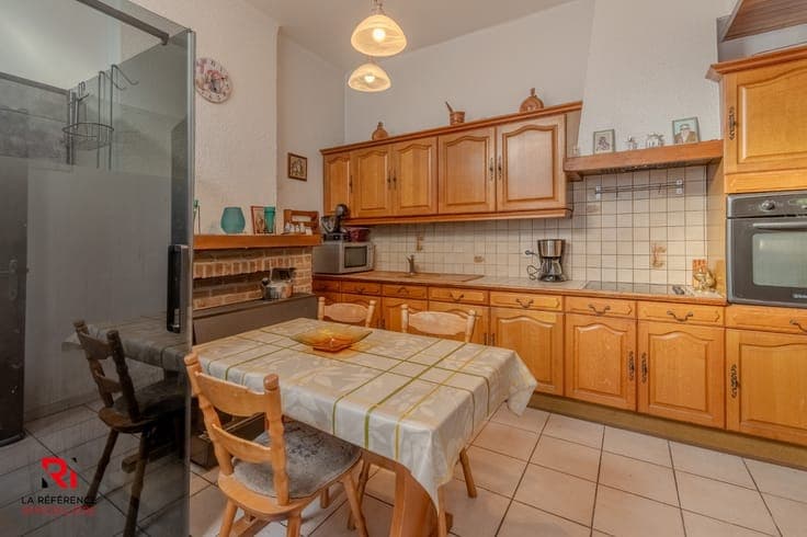 🏡 FOR SALE – 3-Bedroom House with Garden