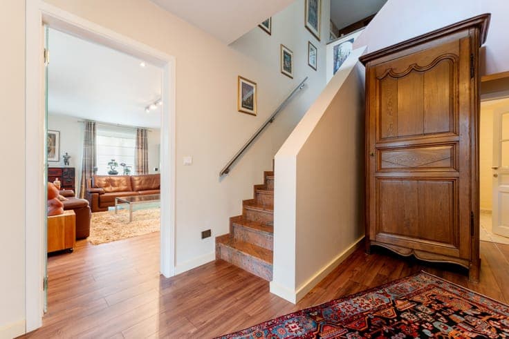 Unique ready-to-move-in villa with former doctor's practice