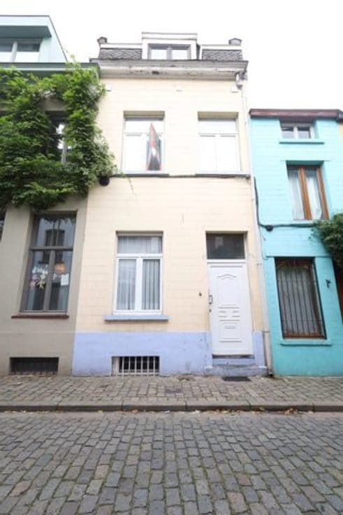 4-Bedroom House – Tour & Taxis Area