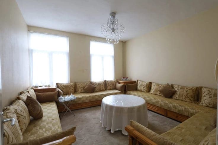 4-Bedroom House – Tour & Taxis Area