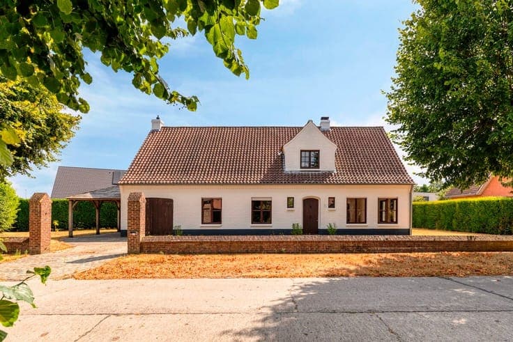 Landelijke vrijstaande woning met 4 slaapkamers, grote br...