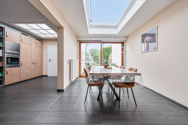 Ruime gezinswoning (182 m²) met 3 slaapkamers en zonnige ...