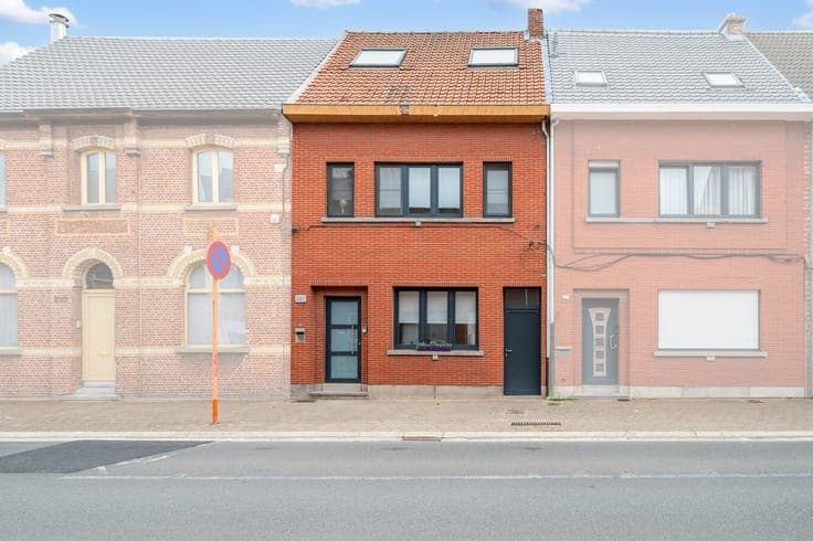 Ruime gezinswoning (182 m²) met 3 slaapkamers en zonnige ...