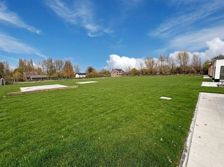 LAST PLOT NEW BUILD OPEN CONSTRUCTION WITH 4 BEDROOMS AND GA