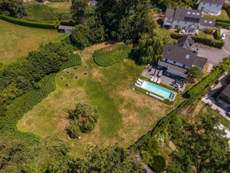 Superbe villa dans clos résidentiel proche des grands axes