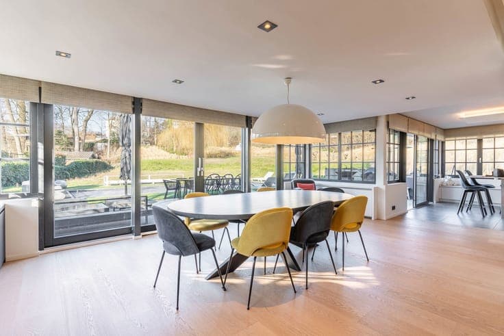 Superbe villa dans clos résidentiel proche des grands axes