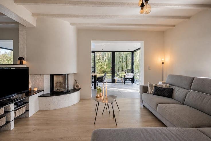 Spacious, move-in ready family home with beautiful garden