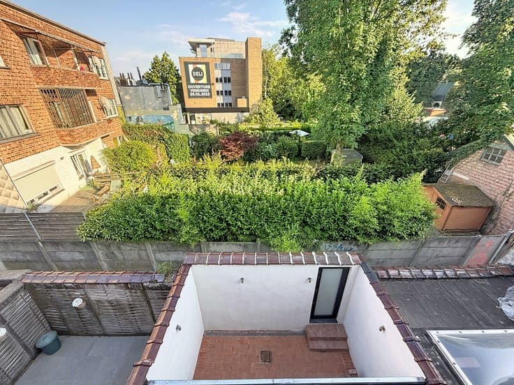 VERT CHASSEUR – A LOVELY HOUSE, COMPLETELY RENOVATED