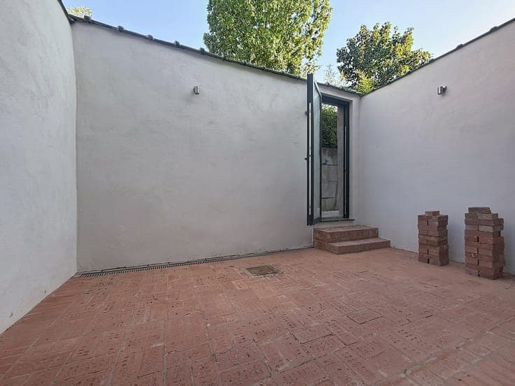 VERT CHASSEUR – A LOVELY HOUSE, COMPLETELY RENOVATED
