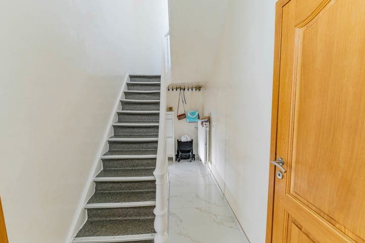 Beautifully renovated character home with 6 bedrooms