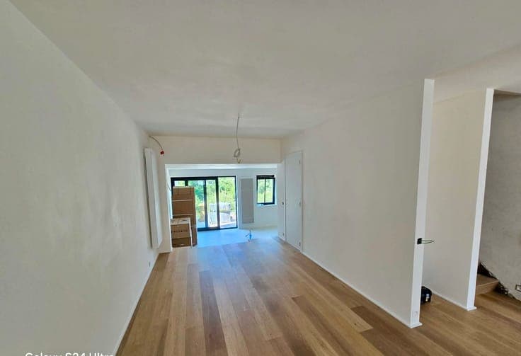 Bierges - Three-sided house full renovated