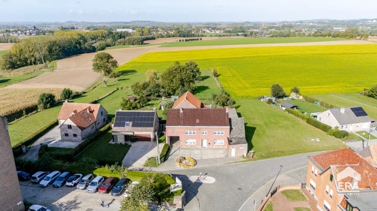 Detached house situated on a plot of 76A70 in Pepingen