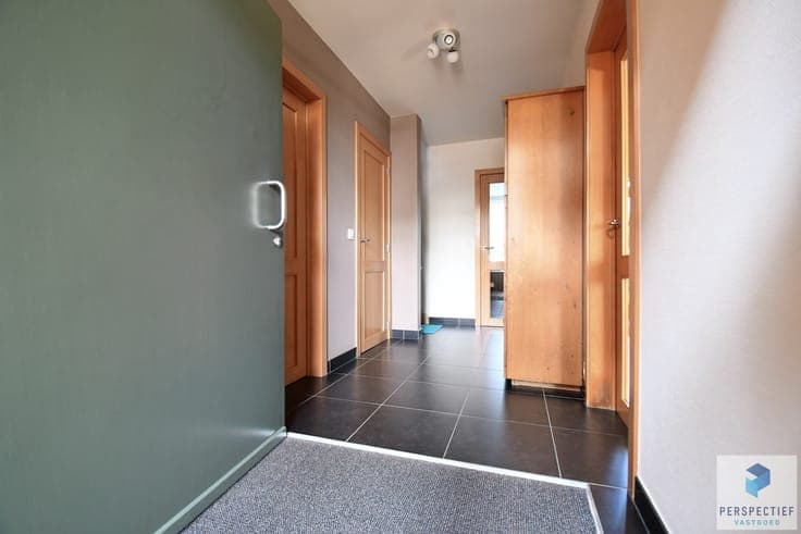 Ruime goed onderhouden woning met 3 slpk en tuin