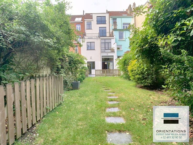 INFO and VISITS 7/7: Splendid house with lift and back house