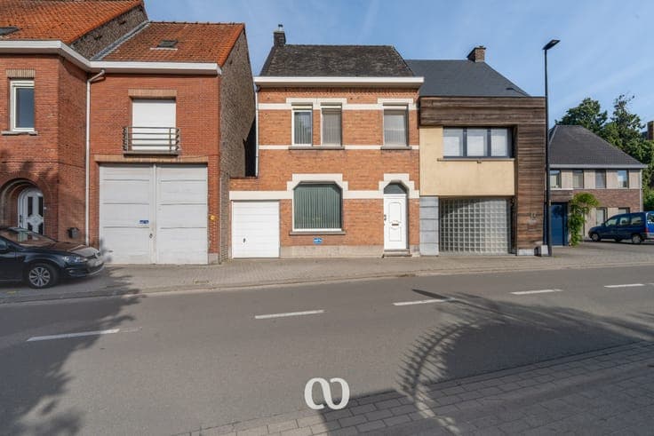 Solid family home with 3 bedrooms, garage, and insulated at