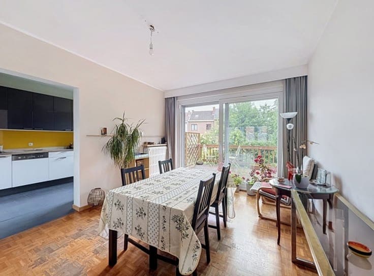 BERCHEM-SAINTE-AGATHE - 5 bedroom house with garden +/-212m²