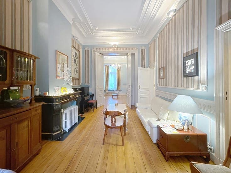 Elegant house with great potential, ready to be developed