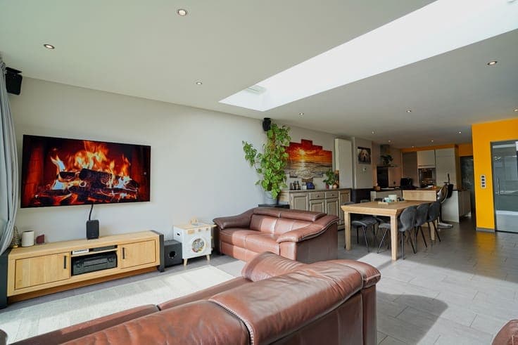 Instapklare woning met 3 slaapkamers, tuin, bergruimte en...