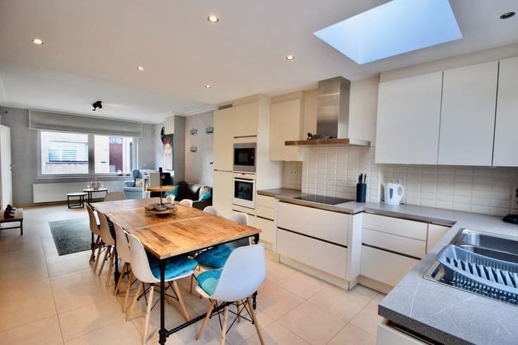 Charming house with two units in central Oud-Knokke