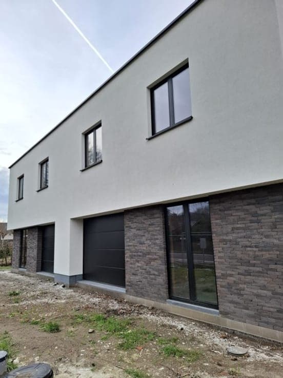 MODERN NIEUWBOUWPROJECT MET 2 WONINGEN