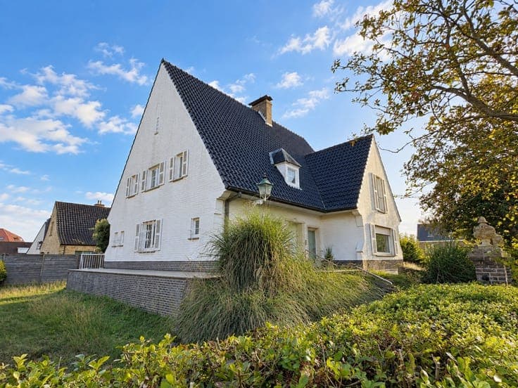Te renoveren villa op enkele minuten van het centrum van ...