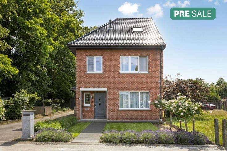 Ready to move in house with 5 bedrooms in Alken