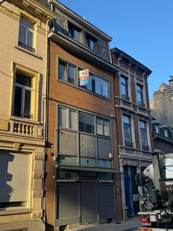 MAISON DE COMMERCE - 5 CH - VERVIERS - PEB C - 2 VITRAGE PVC