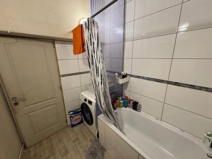 MAISON DE COMMERCE - 5 CH - VERVIERS - PEB C - 2 VITRAGE PVC