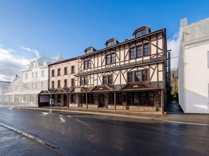 Superbe hôtel avec parking privé au coeur de Vresse