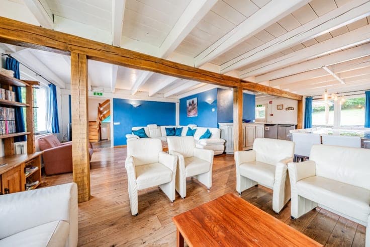 Holiday cottage for 13 people with a wellness area – Wibrin