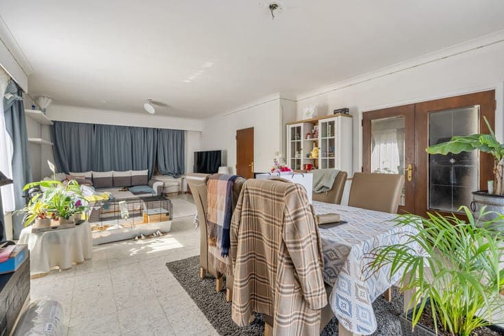 Ruime gezinsvilla met 5 slaapkamers, leuke tuin en uitste...