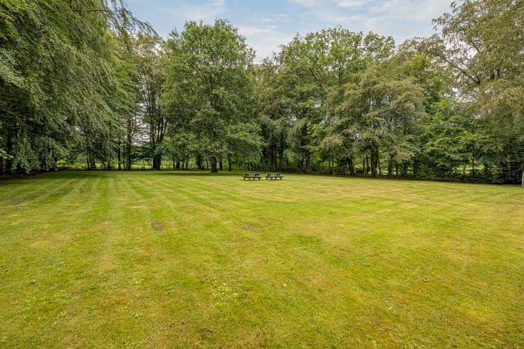 Residence St-Agnesdal – fully finished luxury home in a g...
