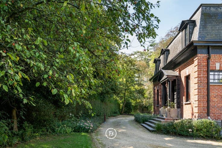 Former Director’s Residence in a Park-Like Setting