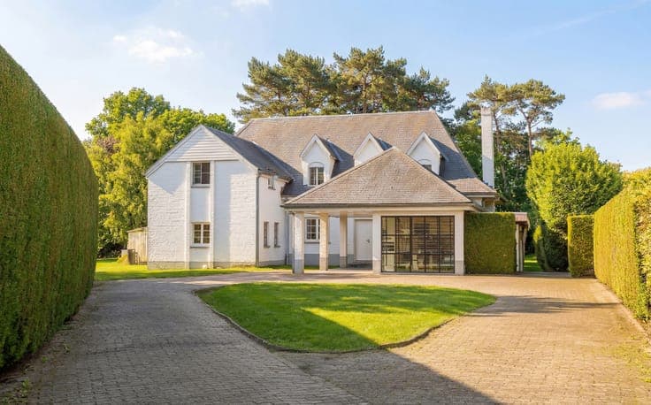 BEERSEL: Villa with swimming pool on 32 ares