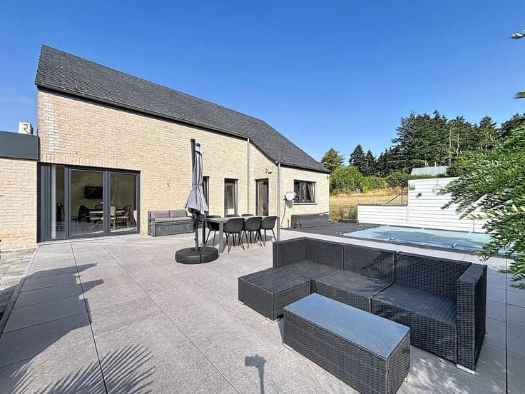 Villa avec piscine