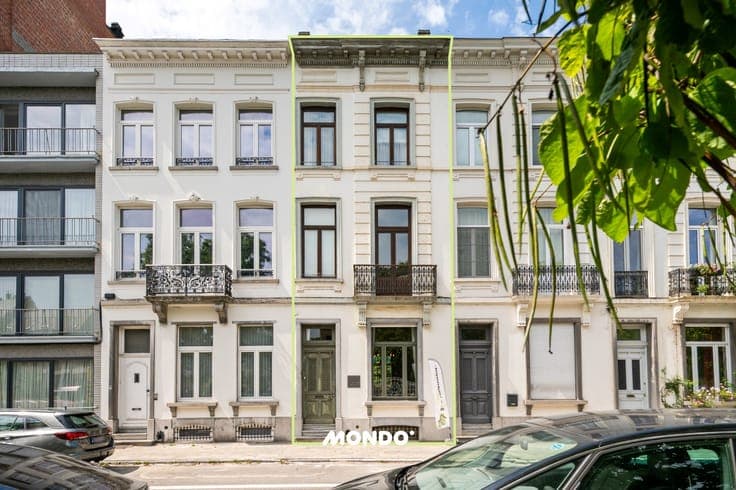 Characterful mansion with 4 bedrooms!