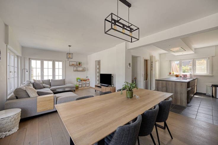 ready-to-move-in semi-detached house for sale in halle