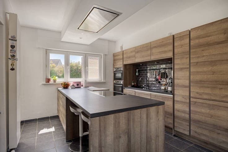 ready-to-move-in semi-detached house for sale in halle