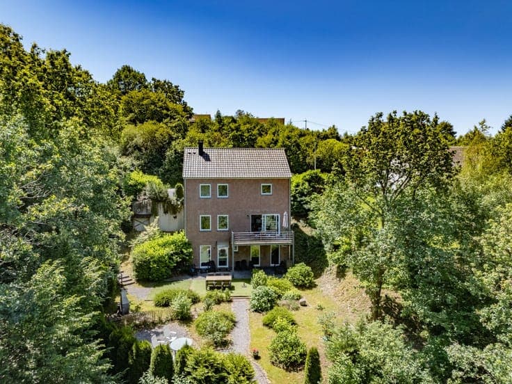 Detached House with Nature Views – Bouillon