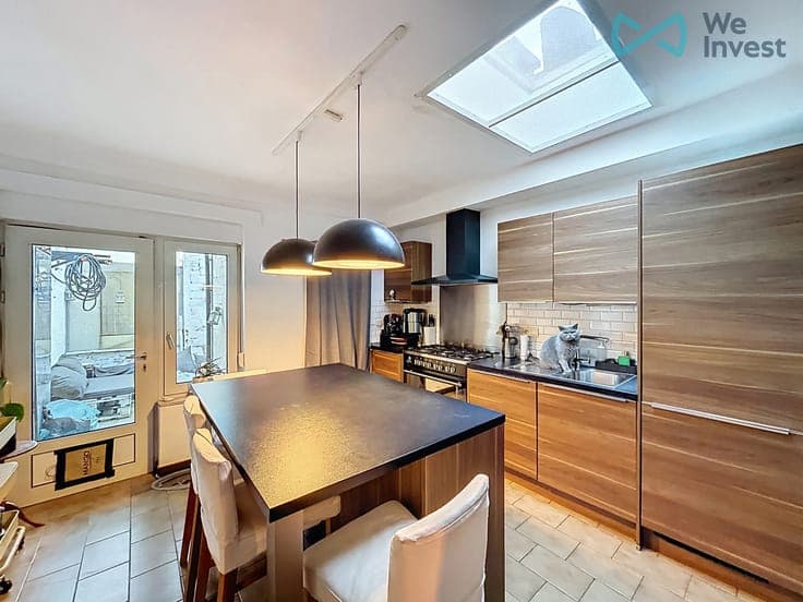 House in Sint-Pieters-Leeuw